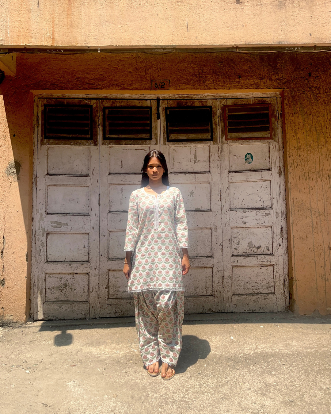 Roshni Farshi Salwar Set