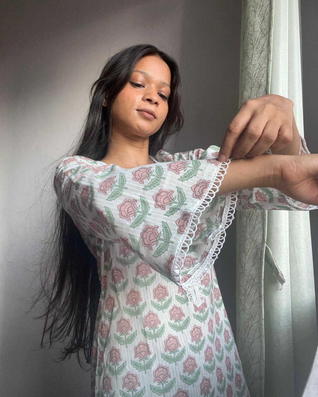 Roshni Farshi Salwar Set